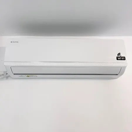 Vivo & Pool Access - Free Parking Apartment