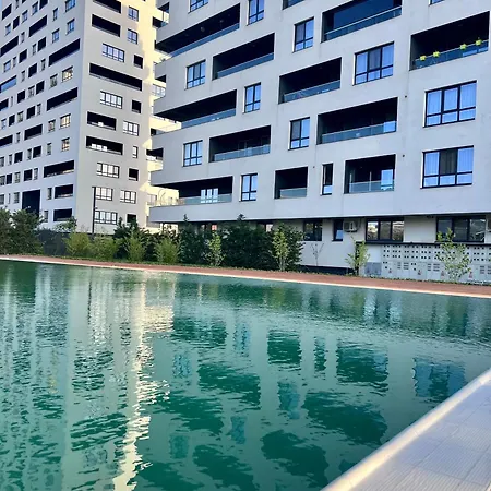 Vivo & Pool Access - Free Parking * Constanta