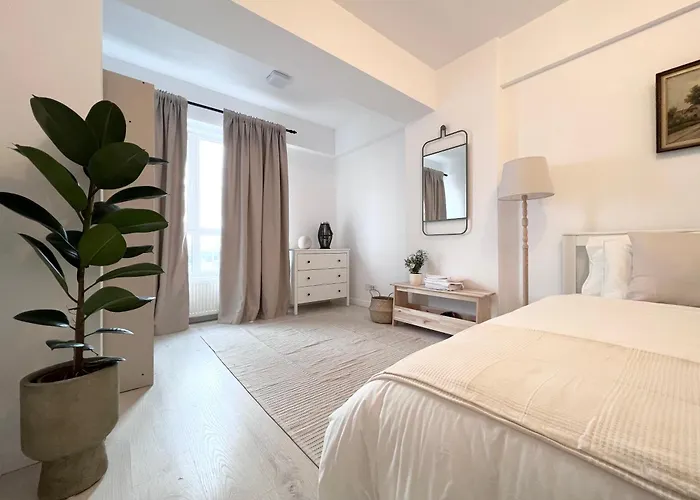 Apartman Vivo & Pool Access - Free Parking